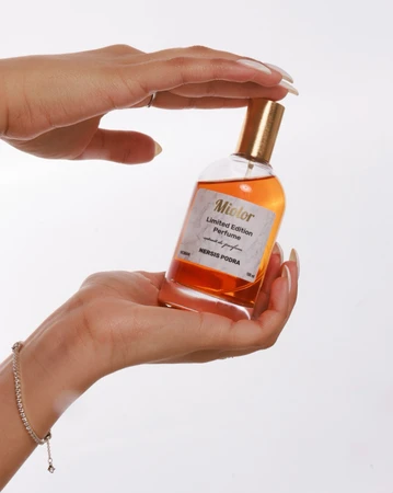 בהשראת Dior Hypnotic Poison