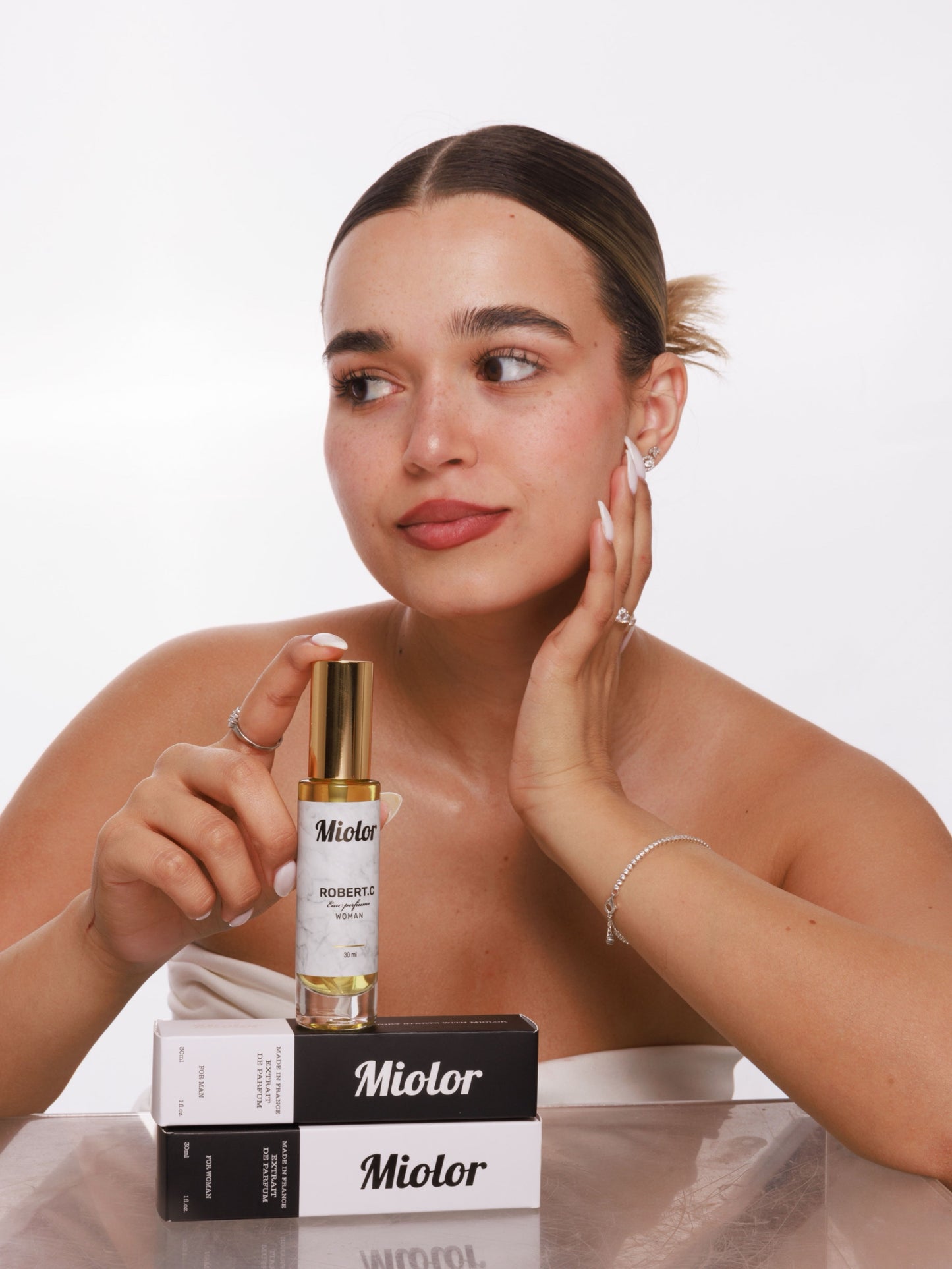 מארז גולד - 6 בשמים + דוגמית מתנה